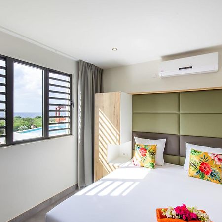 Coral Estate Ocean View Apartments Вилемстад Екстериор снимка