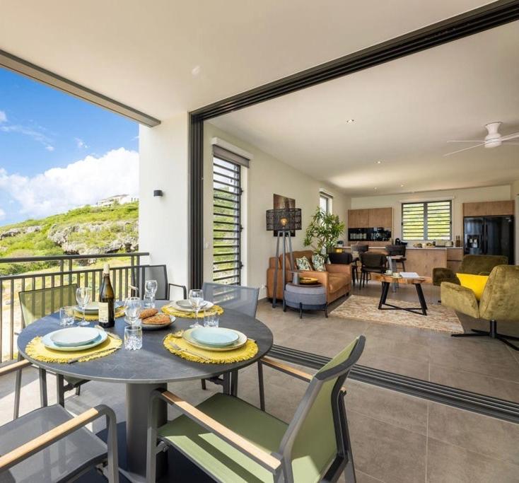 Coral Estate Ocean View Apartments Вилемстад Екстериор снимка