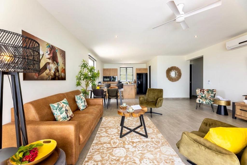 Coral Estate Ocean View Apartments Вилемстад Екстериор снимка