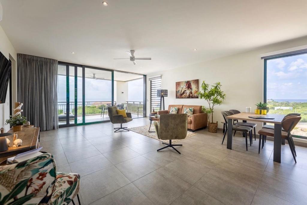 Coral Estate Ocean View Apartments Вилемстад Екстериор снимка