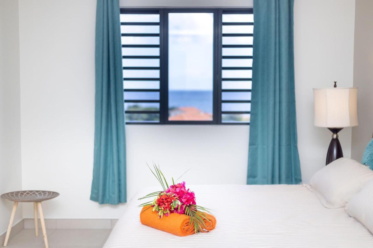 Coral Estate Ocean View Apartments Вилемстад Екстериор снимка