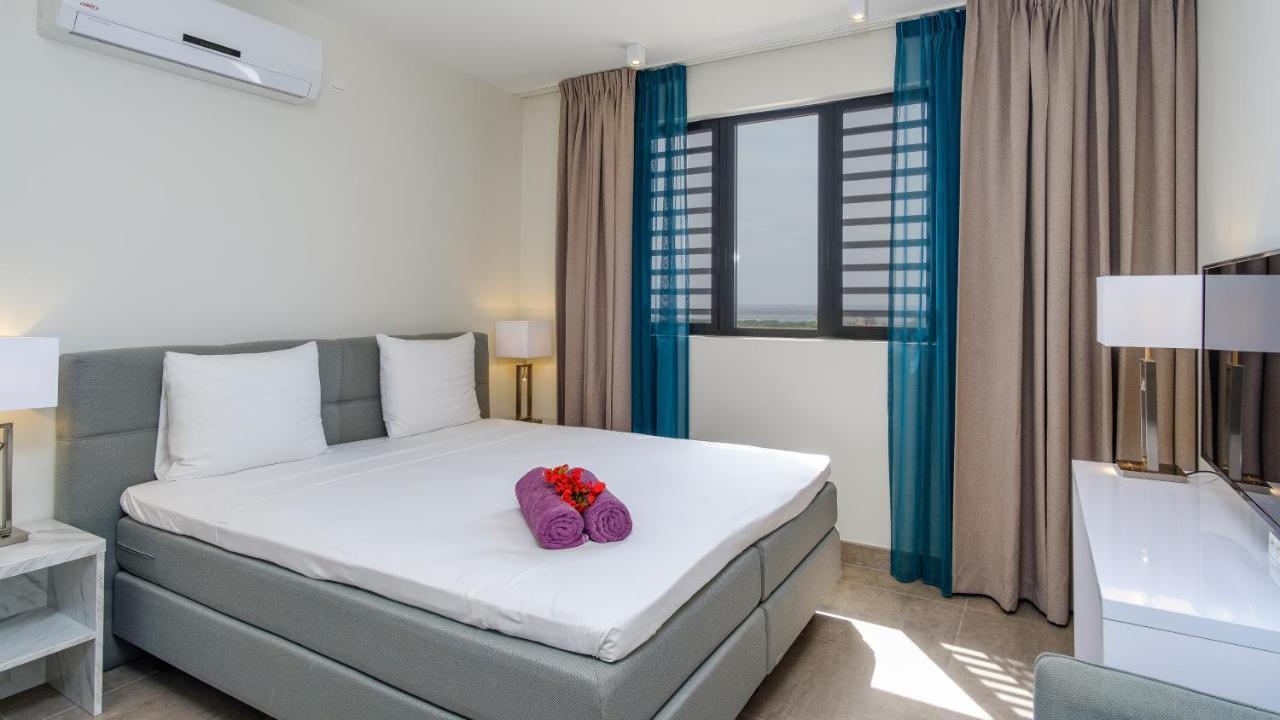 Coral Estate Ocean View Apartments Вилемстад Екстериор снимка