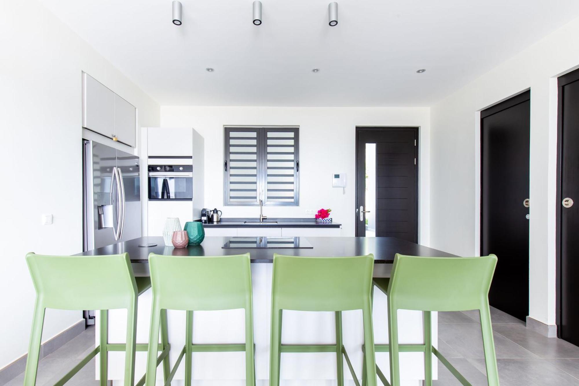 Coral Estate Ocean View Apartments Вилемстад Екстериор снимка